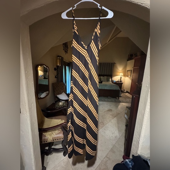 ASOS Black and Gold Striped Maxi Dress - Picture 3 of 5